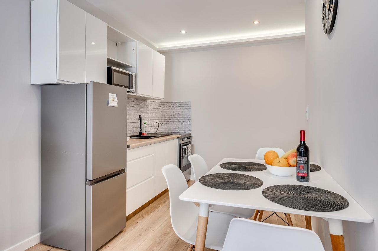 ריבניק Central Platinum Apartments 15 מראה חיצוני תמונה