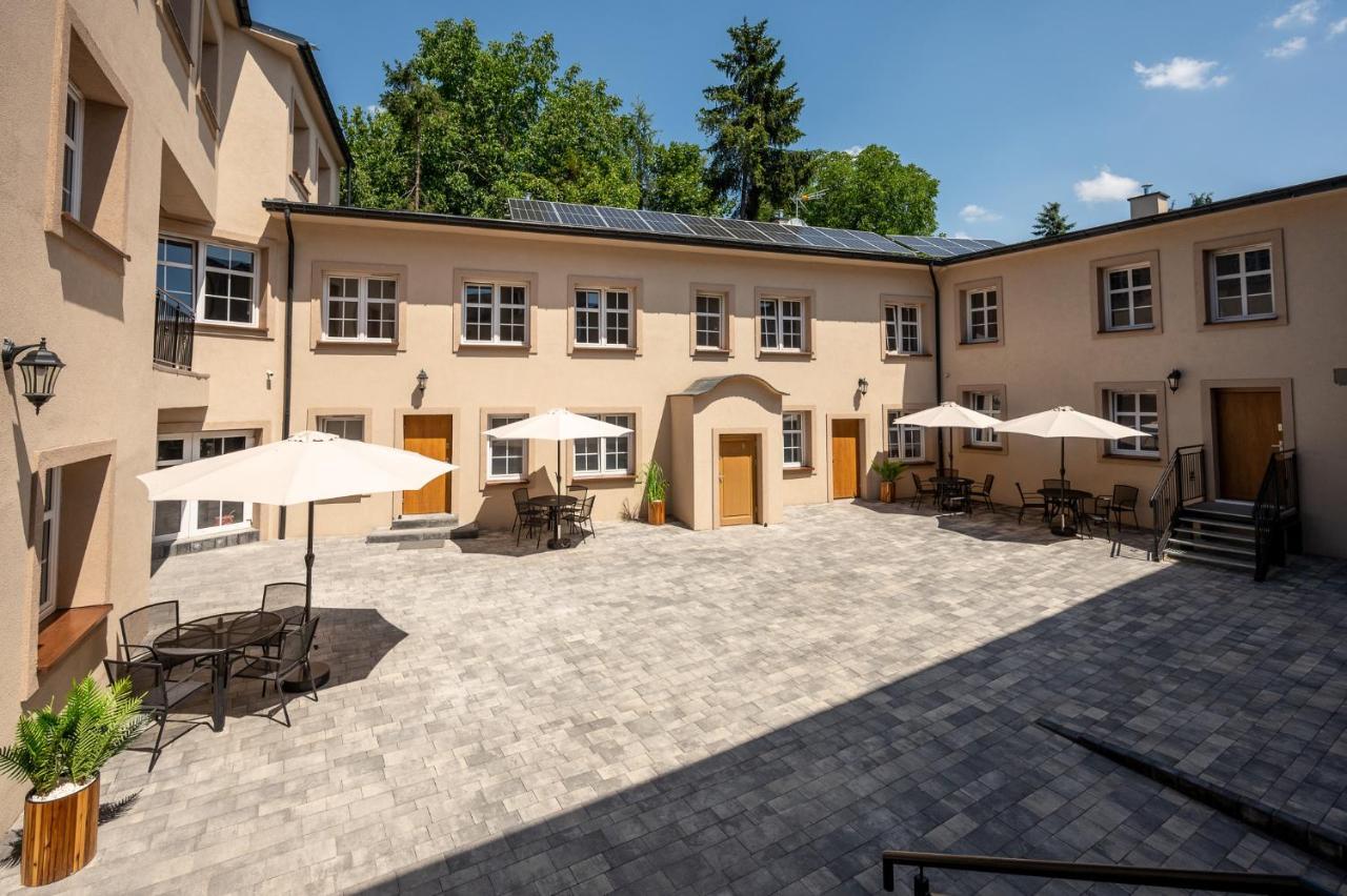 ריבניק Central Platinum Apartments 15 מראה חיצוני תמונה